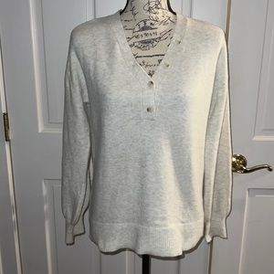 Loft Creamy soft winter white fine gauge sweater Small petite button detail